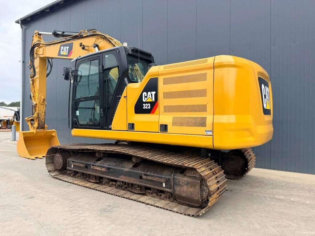 Caterpillar 323 07A Foto 2