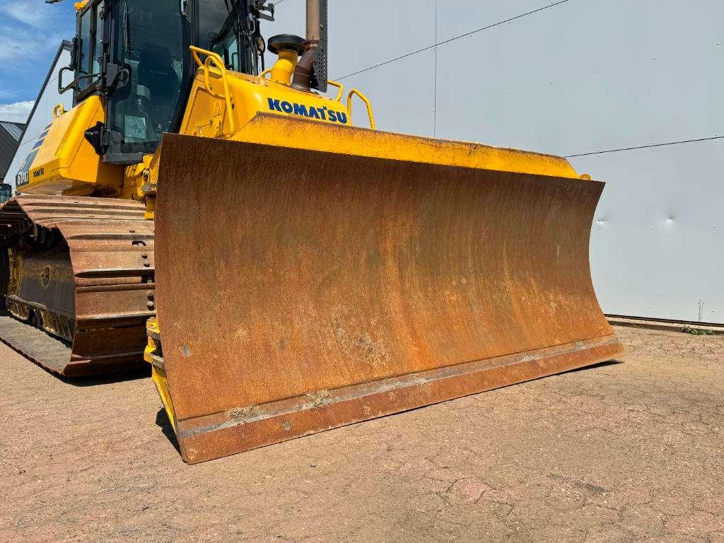 Komatsu D61PXi-24 - GPS System / Folding Blade Foto 16