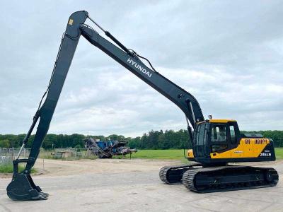 Hyundai R245LR - 16 Meter Long Reach / New / Unused vendida por Boss Machinery