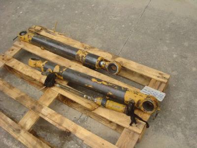 Pistón de dirección para Fiat Allis FR15B vendida por OLM 90 Srl