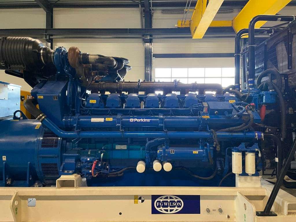 FG Wilson P2000-3 - 2000 kVA Open Genset - DPX-16033-O Foto 9