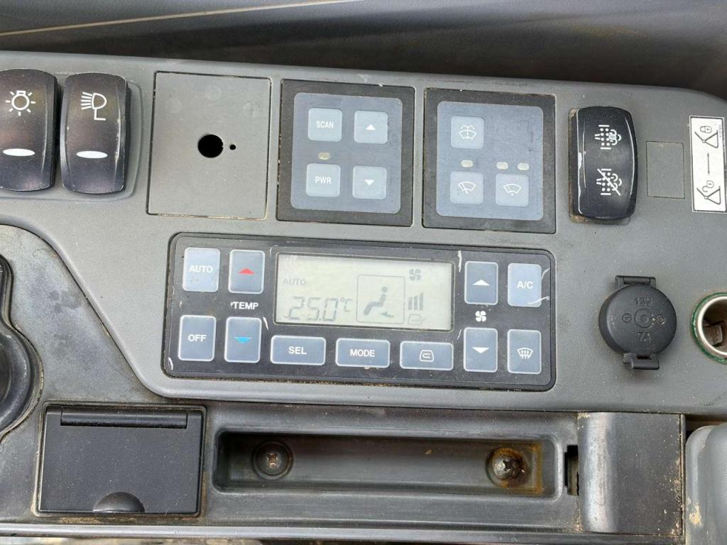 Doosan DX235LCR Foto 27