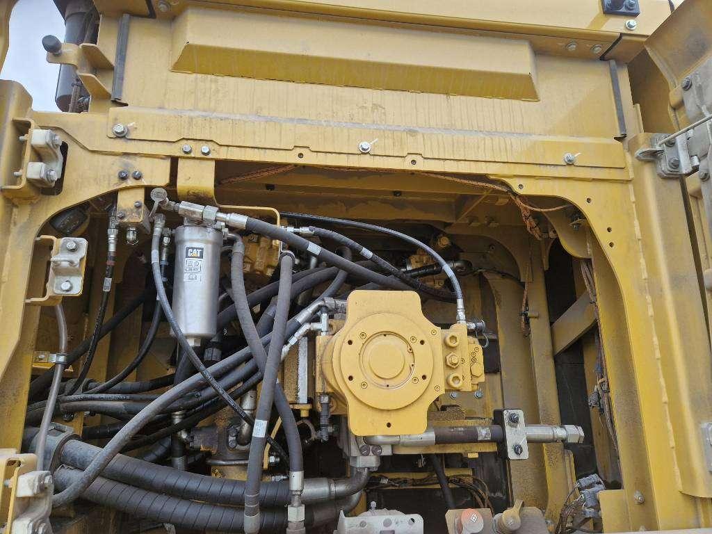 Caterpillar 395 Foto 17