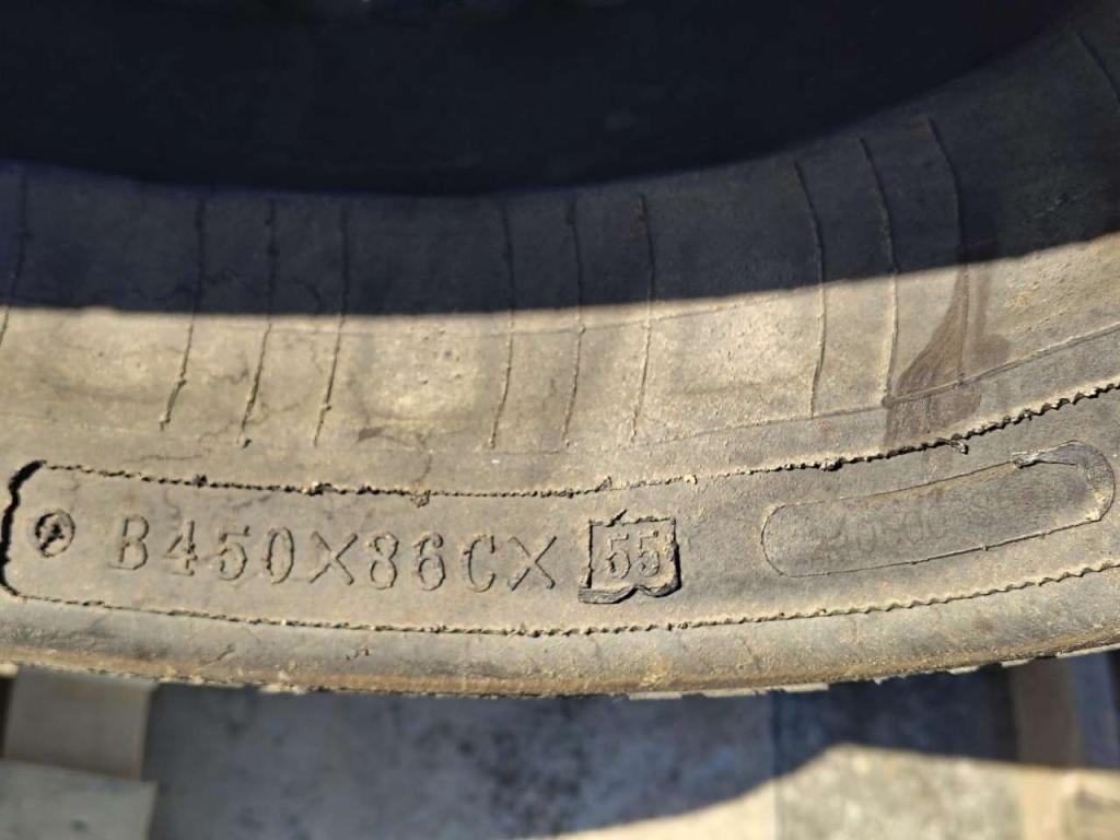 B450*86FB*55 Cadena de goma para Bobcat T 770 Foto 5