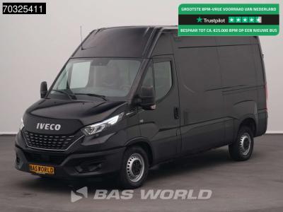 Iveco Daily 35S18 3.0L Automaat L2H2 3,5t Trekhaak ACC LED Navi Airco Camera 180PK Euro6 L2 Airco Trekhaa vendida por BAS World B.V.