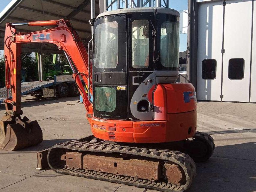Fiat Kobelco E40.2SR Foto 2