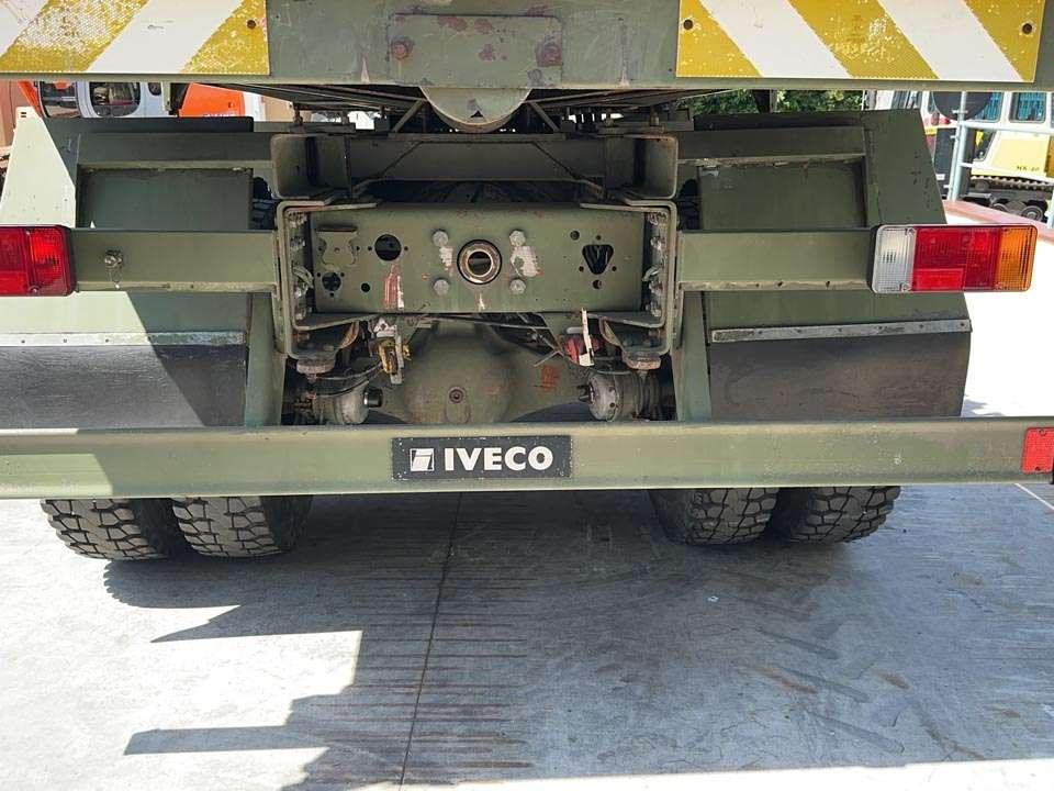 Iveco 260-35 6x6 Foto 10
