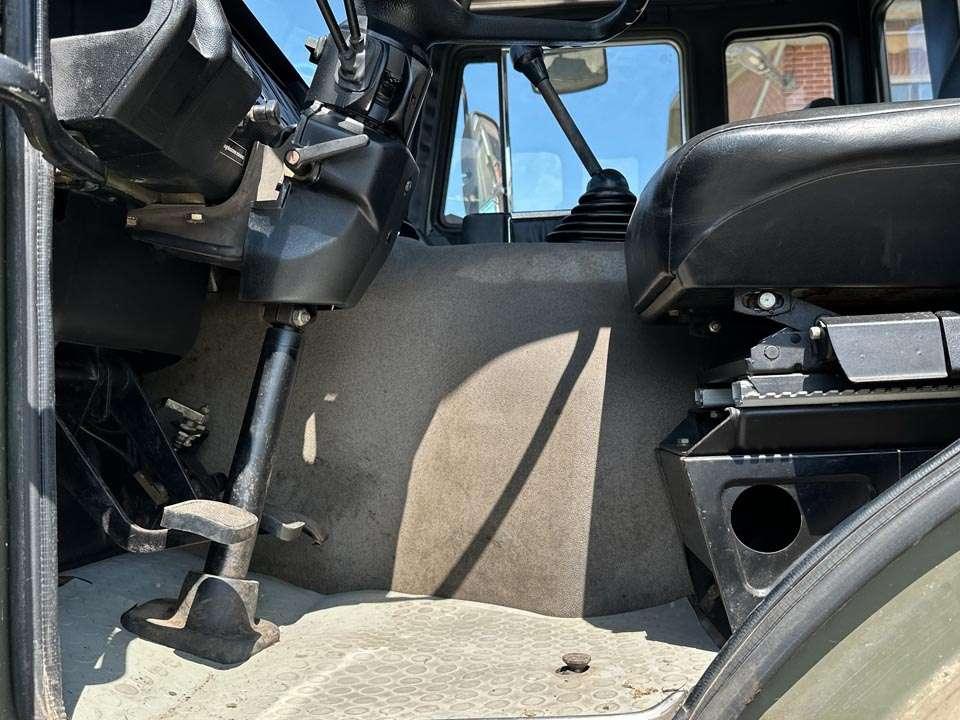 Iveco 260-35 6x6 Foto 16