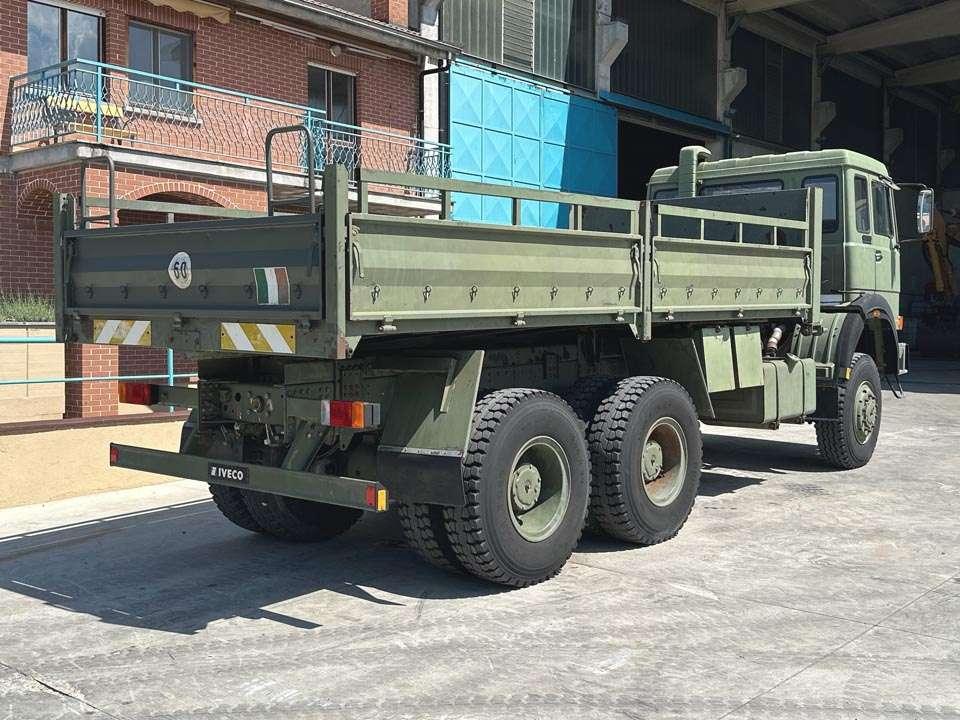 Iveco 260-35 6x6 Foto 24