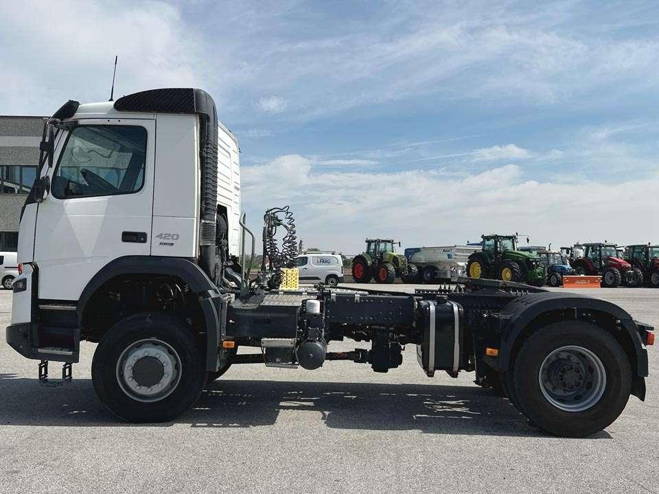 Volvo FMX420 4x4 Foto 2