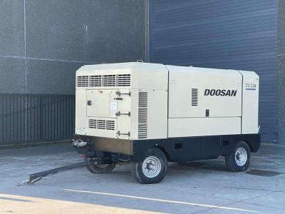 Doosan 21/224 - N vendida por Machinery Resale