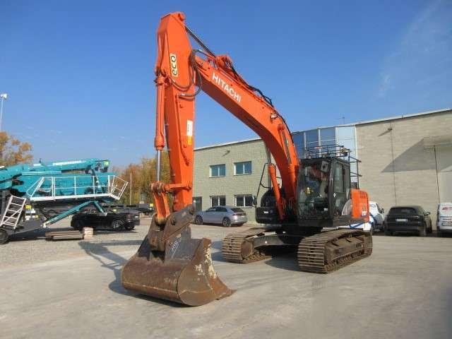 Hitachi ZX210 LC-6 Foto 2
