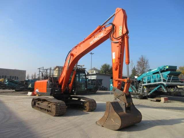 Hitachi ZX210 LC-6 Foto 4
