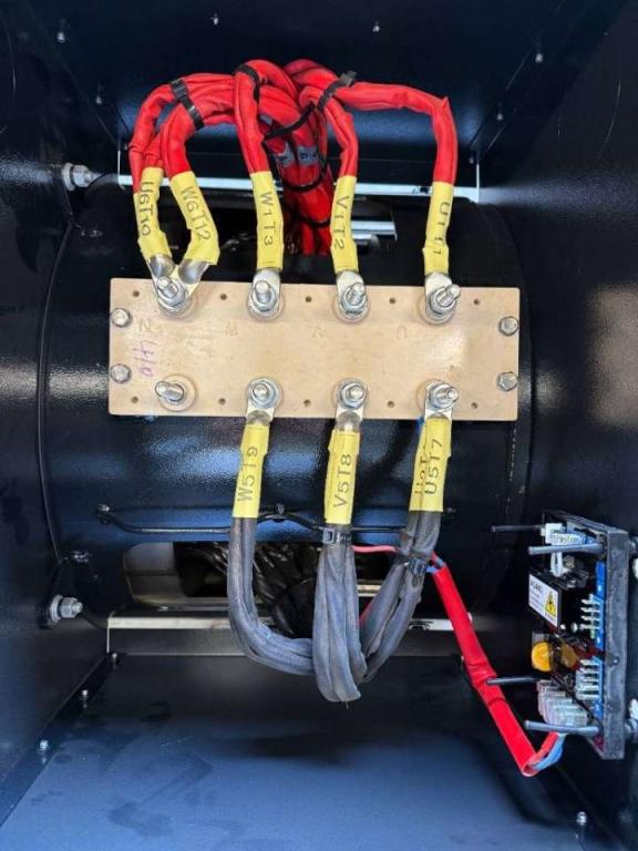 DPX CJ444ES - 325 kVA Alternator - DPX-33910 Grupo electrógeno Foto 6