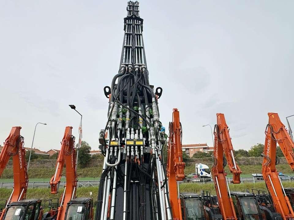 Hitachi KMC380S-7 Foto 11