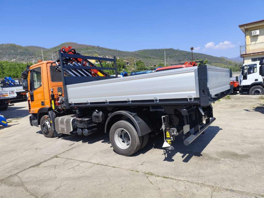 Iveco EUROCARGO 120-190L Foto 12