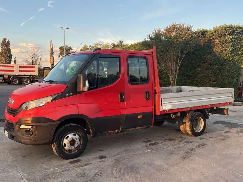 Iveco Daily 35-120 Foto 1