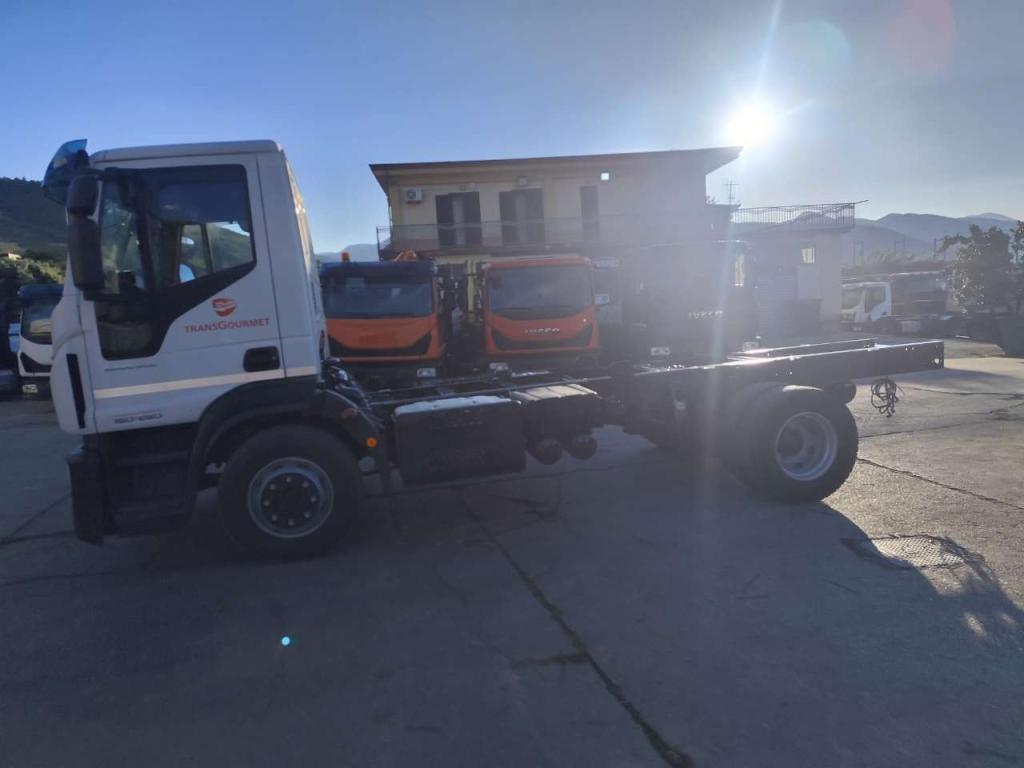 Iveco EUROCARGO 160-280 Foto 8