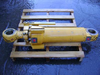 Pistón de rotación de la cuchara para Liebherr 632 vendida por PRV Ricambi Srl