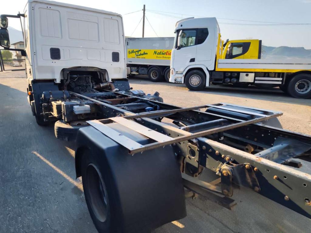 Iveco EUROCARGO 100E18 Foto 15