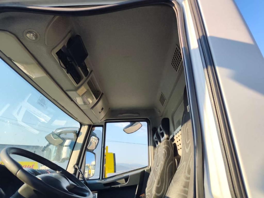 Iveco EUROCARGO 100E18 Foto 18