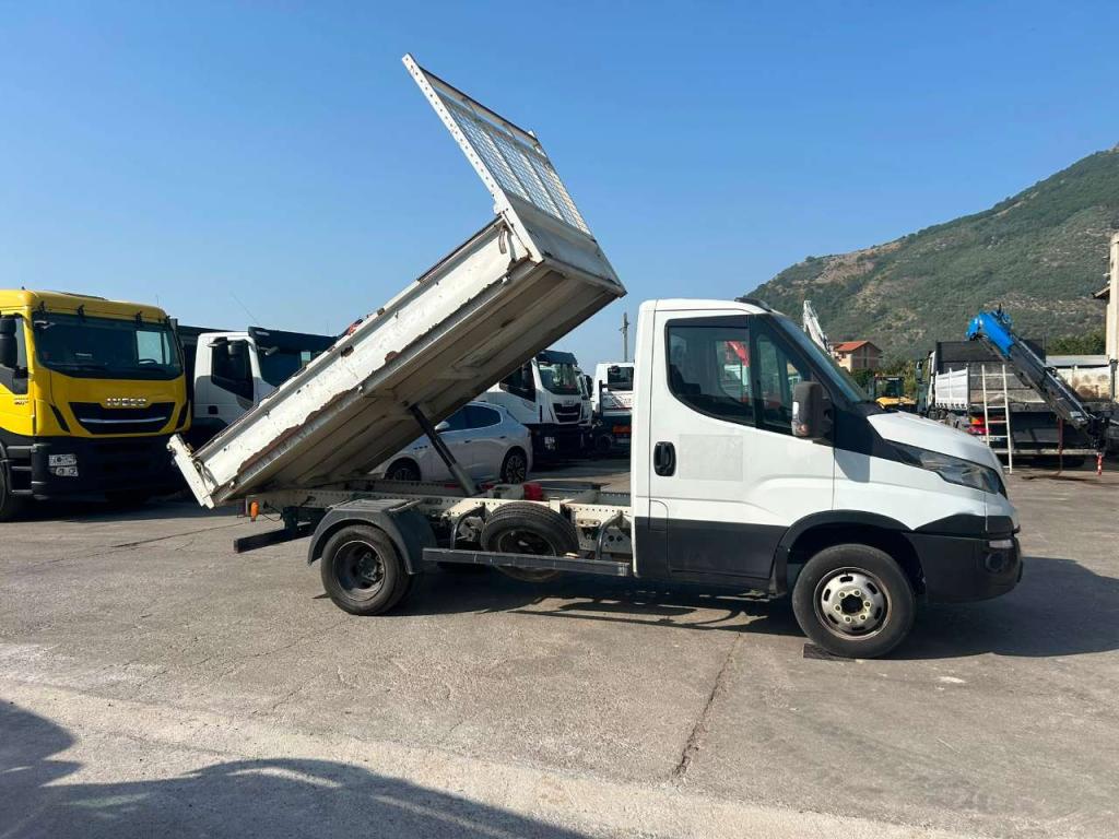 Iveco DAILY 35-110 Foto 10