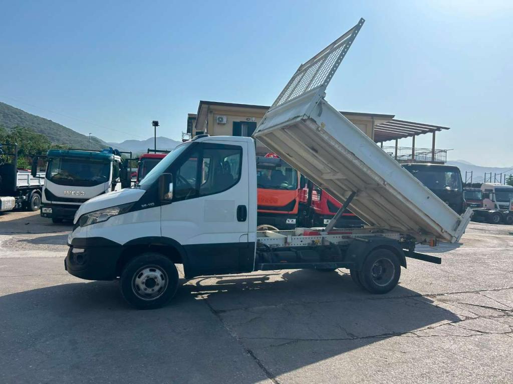 Iveco DAILY 35-110 Foto 2