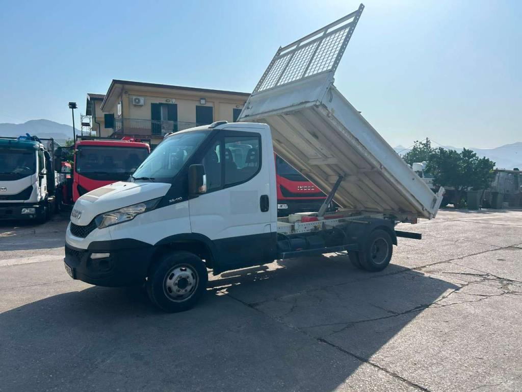 Iveco DAILY 35-110 Foto 3
