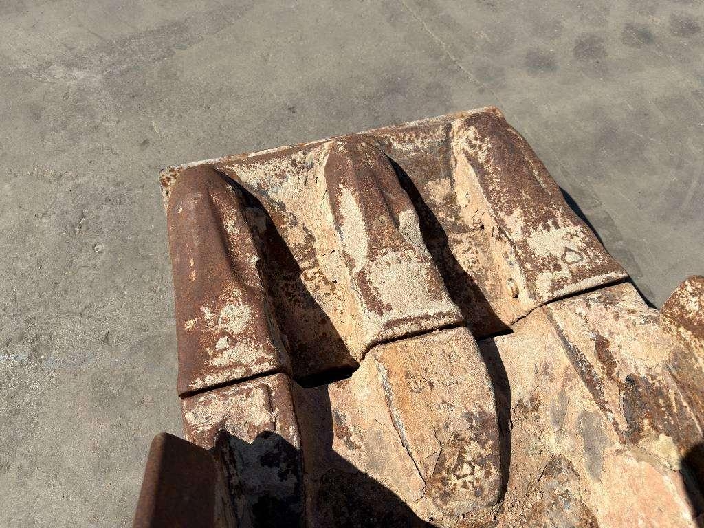 Miller EC290 / EC300 Geith Foto 10