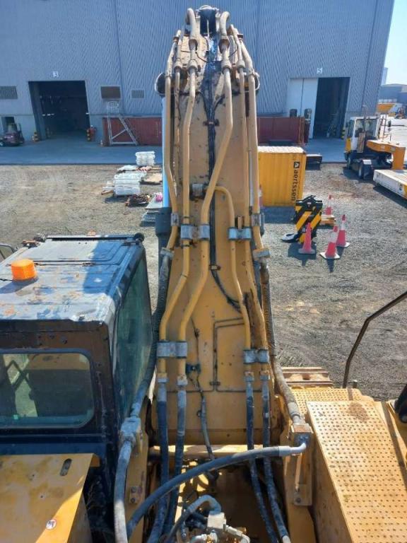 Caterpillar 350 (EXW - Abu Dhabi) Foto 21
