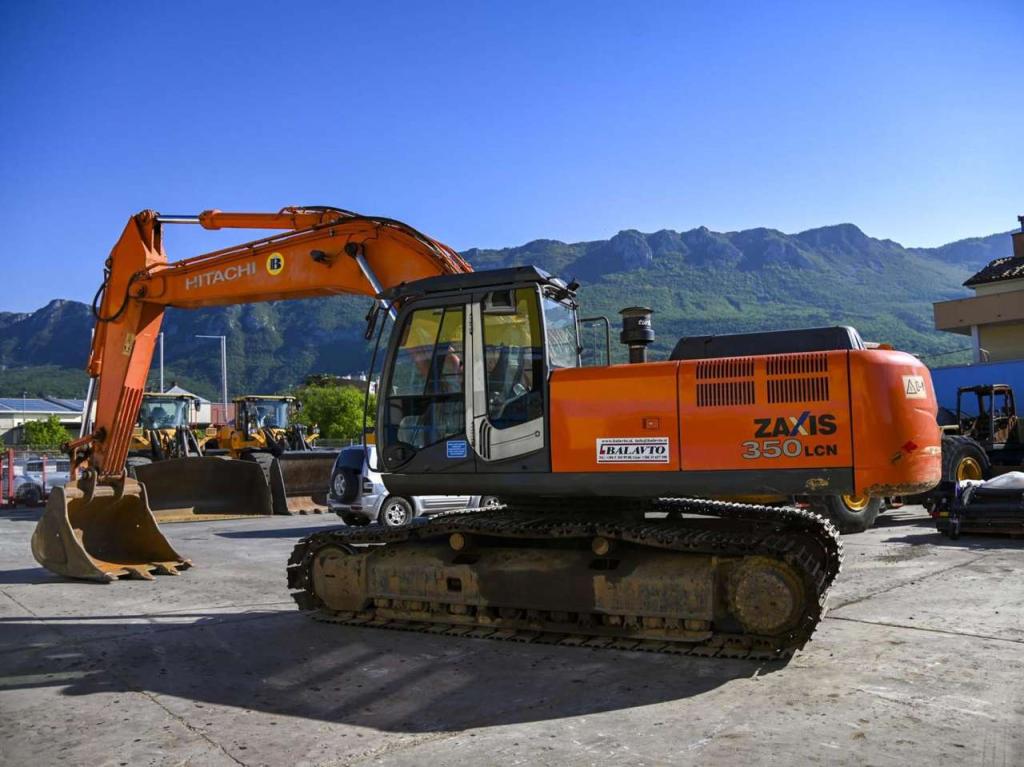 Hitachi ZX350LCN-3 Foto 2