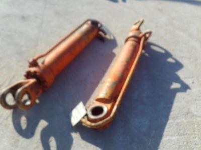 Cilndro de levantamiento para Fiat Hitachi W170 vendida por OLM 90 Srl