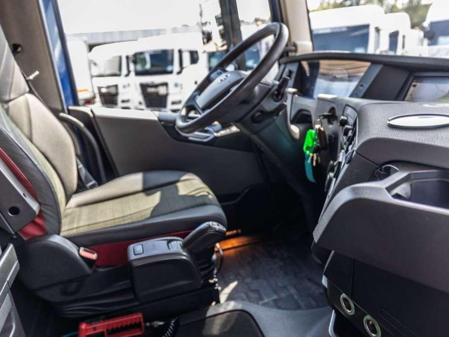 Volvo FH 420 Foto 15