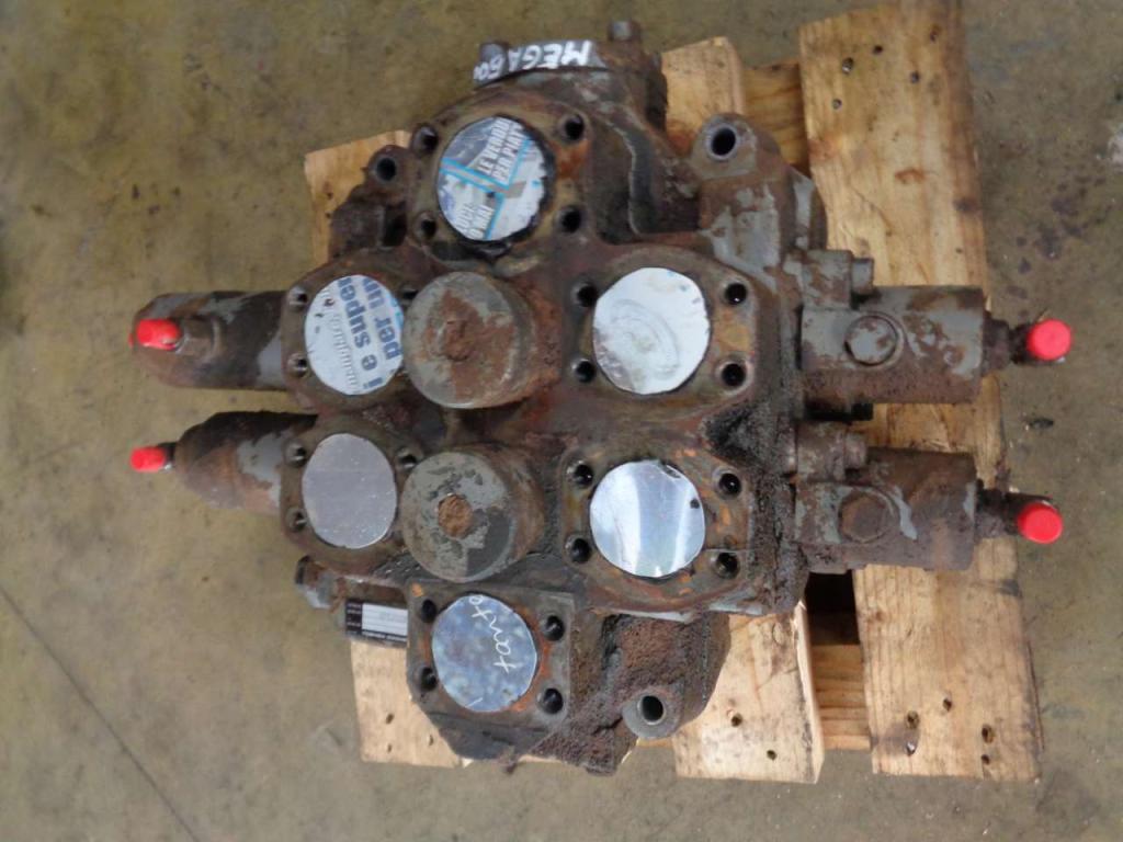 Distribuidor hidraulico para Doosan - Daewoo Mega 500 Foto 3