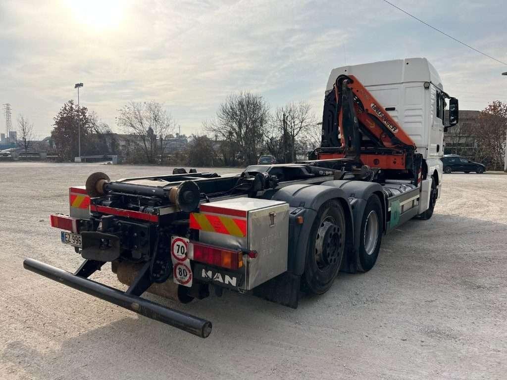 Man TGX 26.480 SCARRABILE CON GRU DIETRO CABINA Foto 6