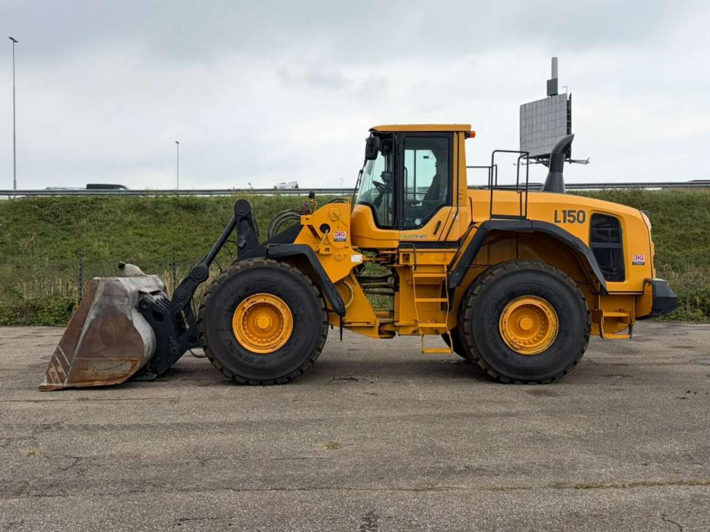 Volvo L150G Foto 1