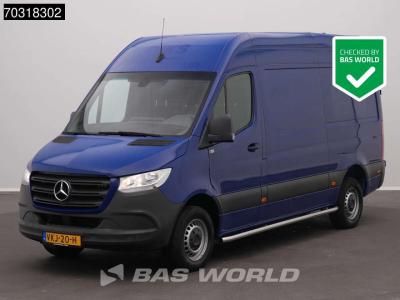 Mercedes-Benz Sprinter 314 CDI Automaat L2H2 Trekhaak Airco Cruise MBUX CarPlay Euro6 L2 A/C Towbar Cruise contro vendida por BAS World B.V.