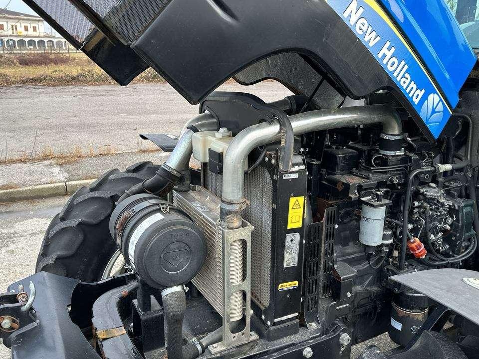 New Holland TD5050 4X4 Foto 7