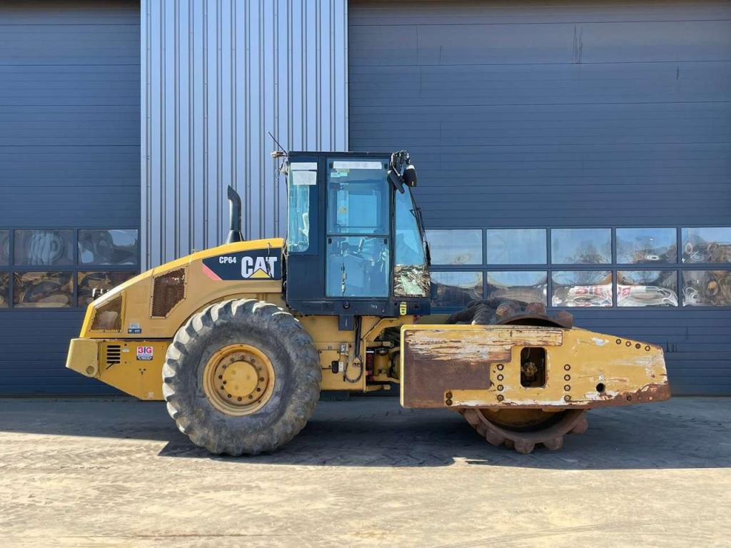 Caterpillar CP64 Foto 5