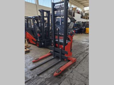 Linde L10AS vendida por Uni.Trucks Srl