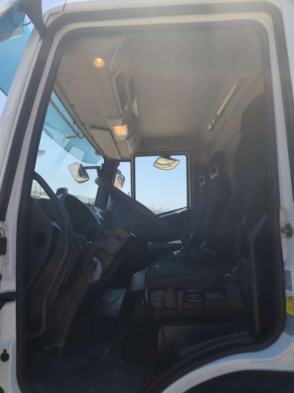 Iveco EUROCARGO 160-250 Foto 2