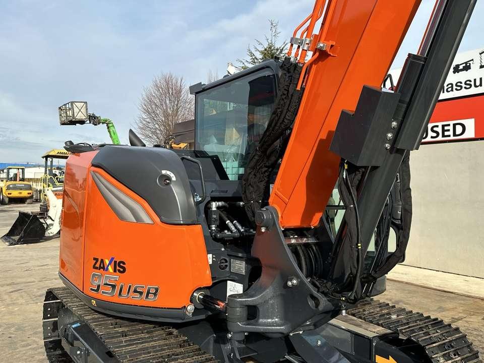 Hitachi ZX95USB-7 Foto 8