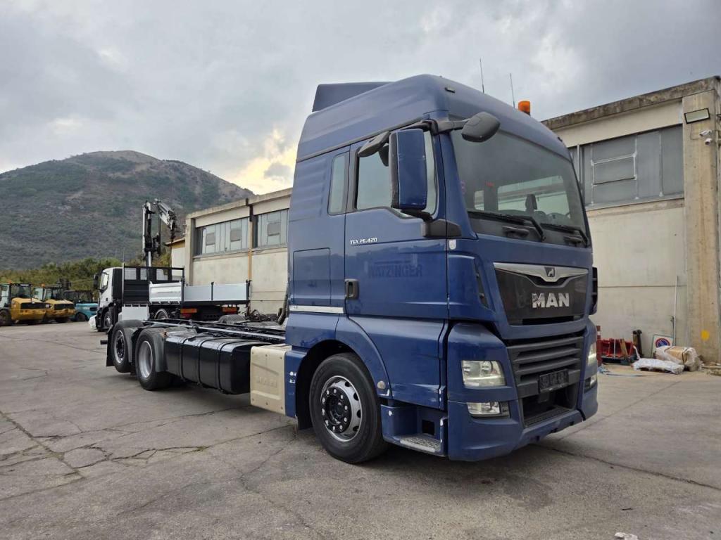 Man TGX 26.420 Foto 23