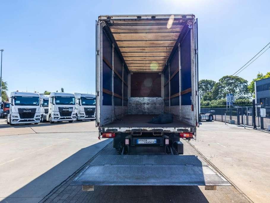 Renault PREMIUM 430 DXI (19t.)+Dhollandia 3T. Foto 9