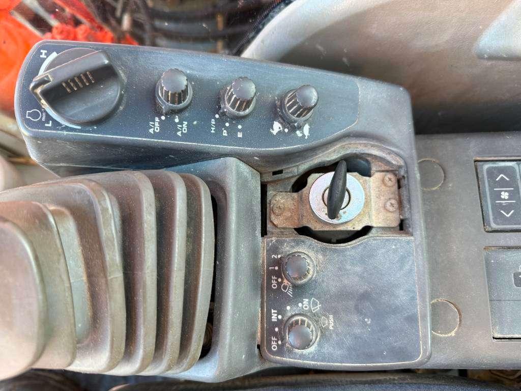 Hitachi ZX130-3 - Hammer Lines / Quick Coupler Foto 12