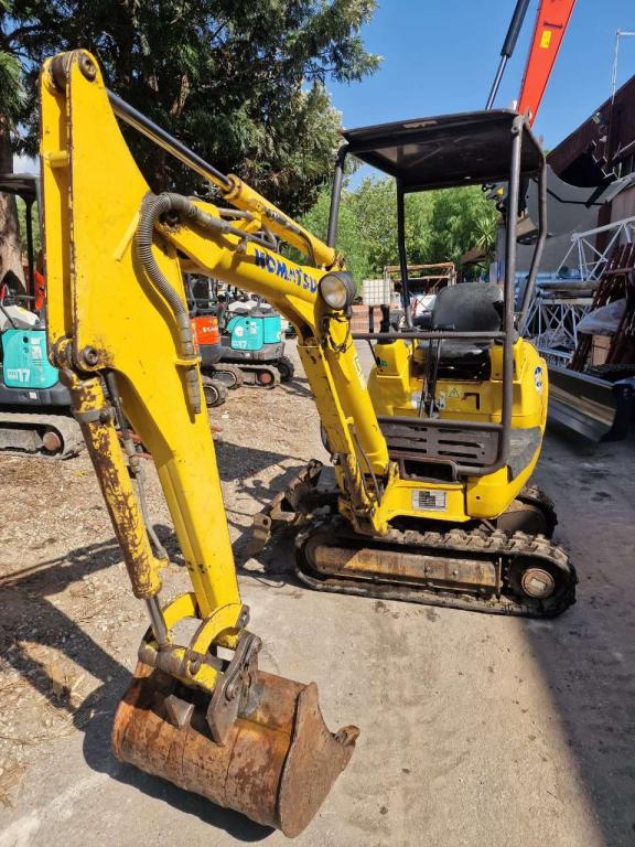 Komatsu PC12 R-8 Foto 7