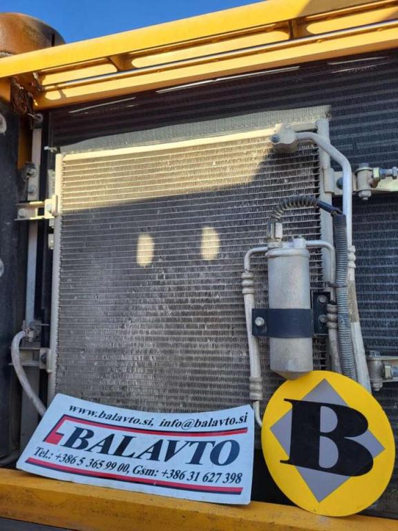 Volvo radiator 14573686 for Volvo EC210C, EC235C, FC2121C Foto 3