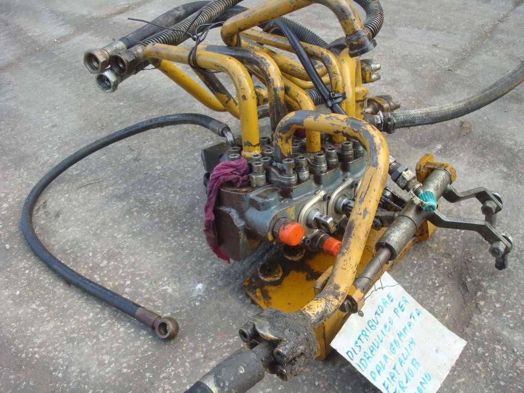 Distribuidor hidraulico para Fiat Allis FR10B Foto 3