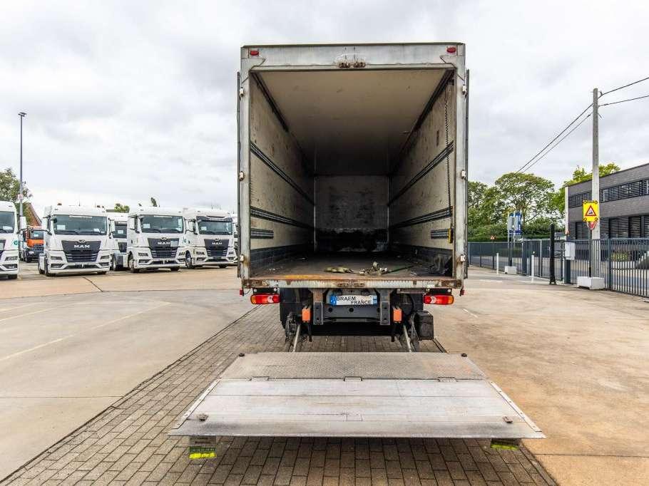 Renault D19 280 DTI+DHOLLANDIA 2T. Foto 10