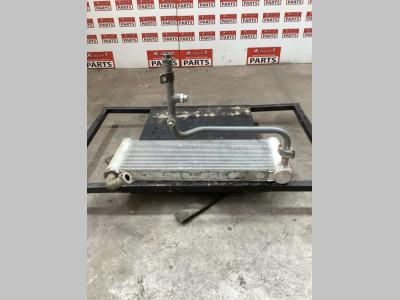 Enfriador de aceite hidráulico para Hitachi ZX135 US-7 vendida por Massucco T. Srl Area Ricambi